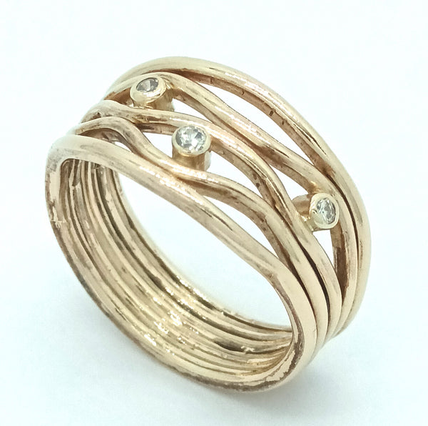 5 Band Wave Ring - gold with sparkling gems